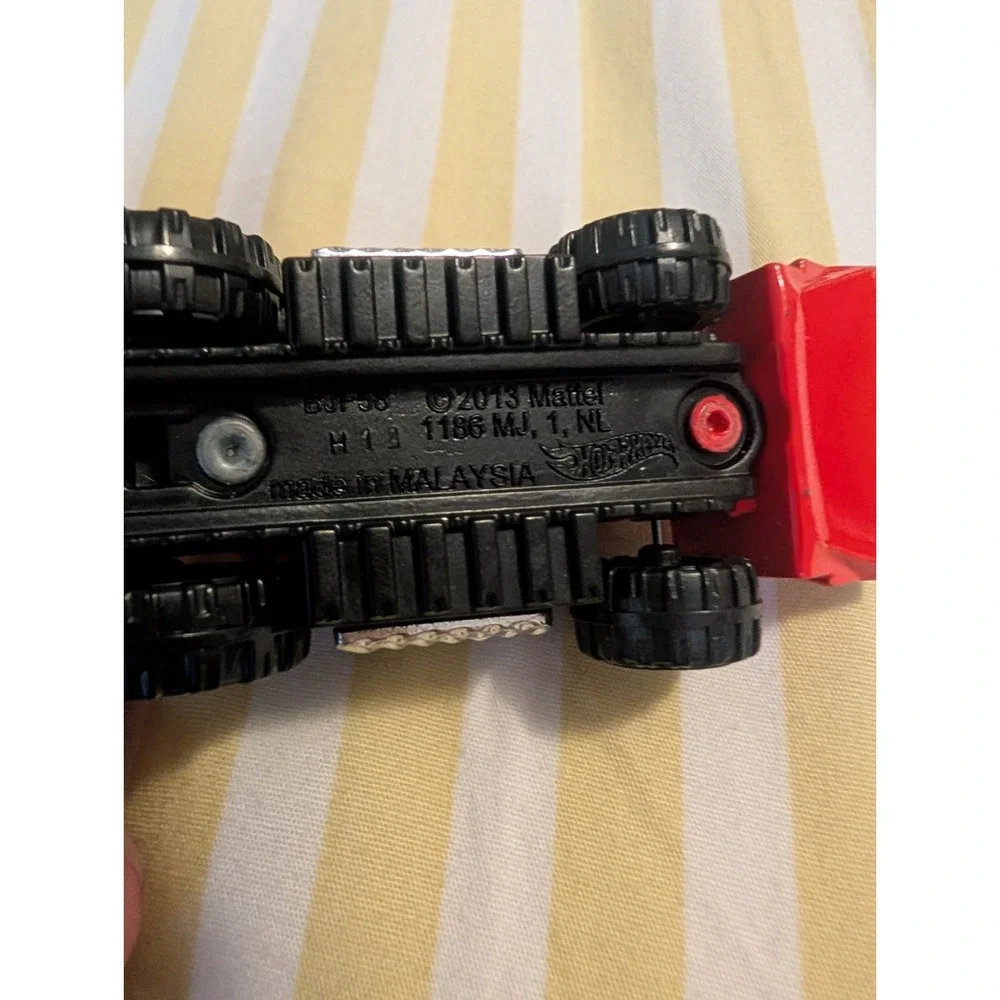 Hot Wheels 2015 #1 HW City Speed Dozer Red Construction 1:64 CFJ76